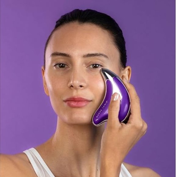 Nurse Jamie Other - NWT Nurse Jamie TriAngle Facial Tool